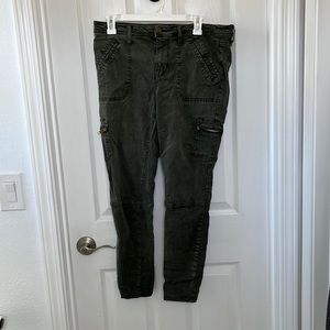 Mid rise jegging, green